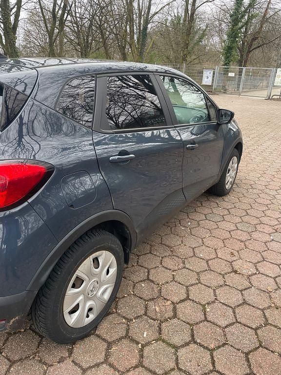 Gebraucht Renault Captur Life 90 PS (66 kW) 2017 Blau SUV