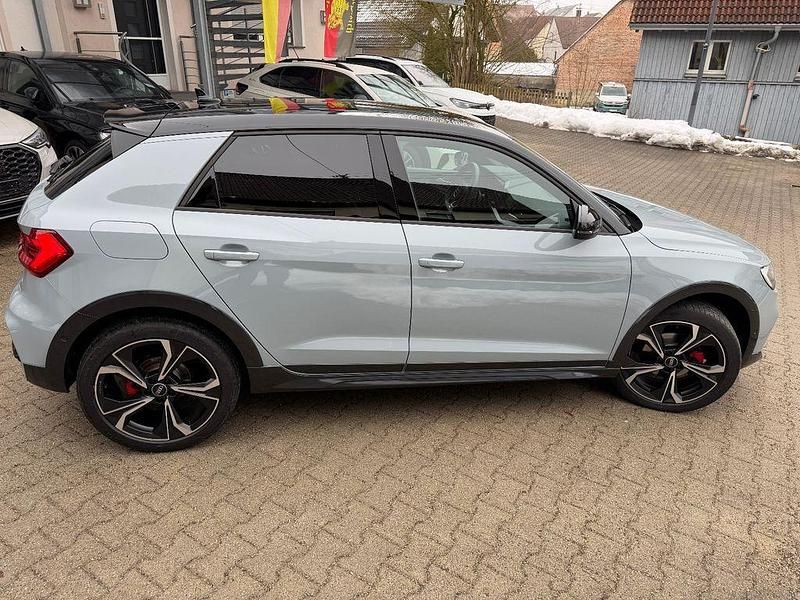 Gebraucht Audi A1 S-Line 150 PS (110 kW) 2025 Grau Limousine