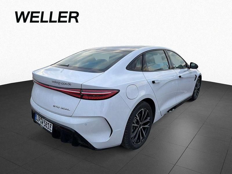 Neu BYD Seal Comfort 169 kW (231 PS) 2025 Weiß Limousine