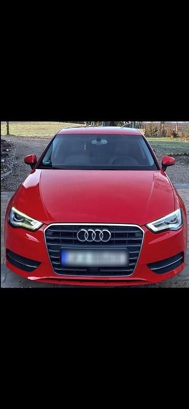 Gebraucht Audi A3 Sportback 110 PS (80 kW) 2014 Rot Kleinwagen