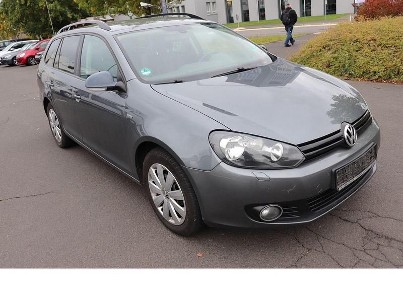 Grau Gebraucht 2013 VW Golf VII Match Kombi | 3.990 € (Superpreis) - Bild 1/4