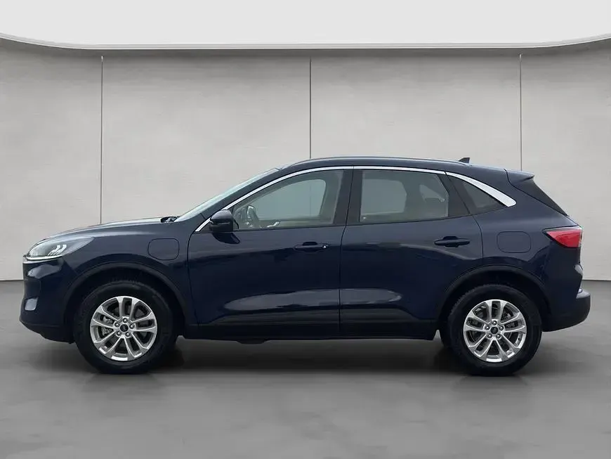 Gebraucht Ford Kuga Titanium 224 PS (164 kW) 2022 Blau SUV