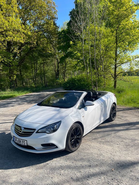 Schwarz Gebraucht 2014 Opel Cascada Edition Cabrio | 10.400 € (Guter Preis) - Bild 1/4