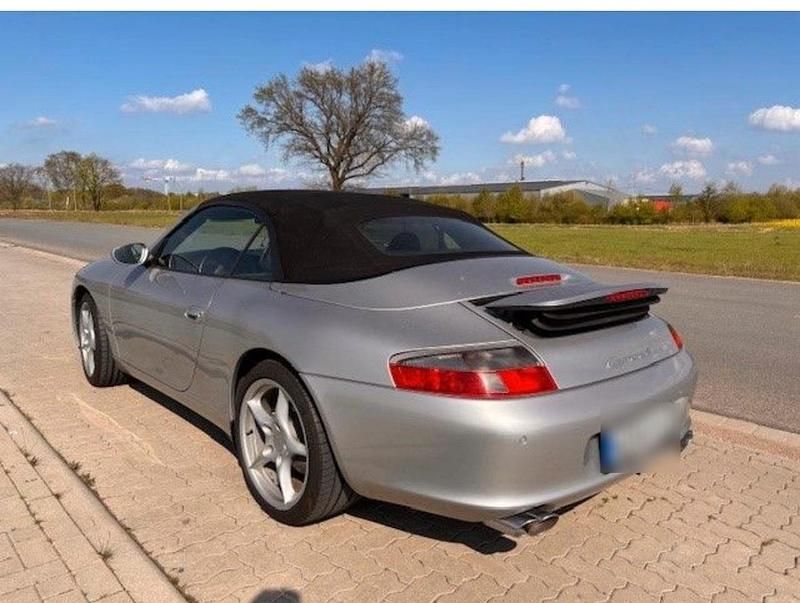 Gebraucht Porsche 996 320 PS (235 kW) 2004 Silber Cabrio