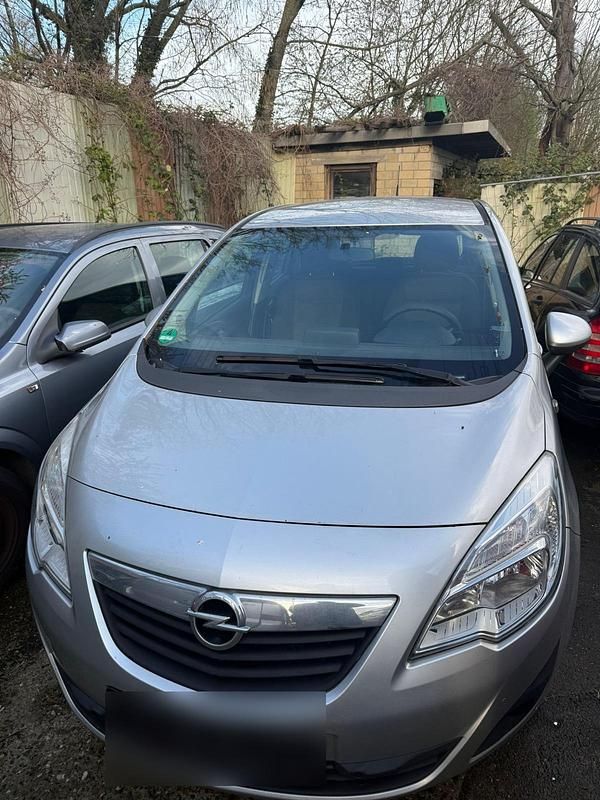 Gebraucht Opel Meriva 110 PS (80 kW) 2010 Silber Van / Kleinbus