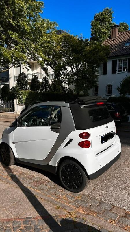 Weiß Gebraucht 2007 Smart ForTwo Cabrio Cabrio | 3.900 € (Fairer Preis) - Bild 1/4