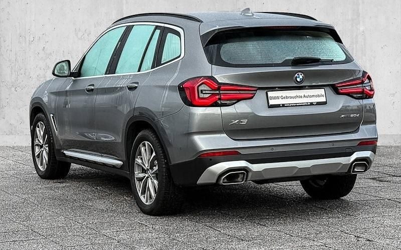 Gebraucht BMW X3 Sport Line 197 PS (144 kW) 2023 Grau SUV