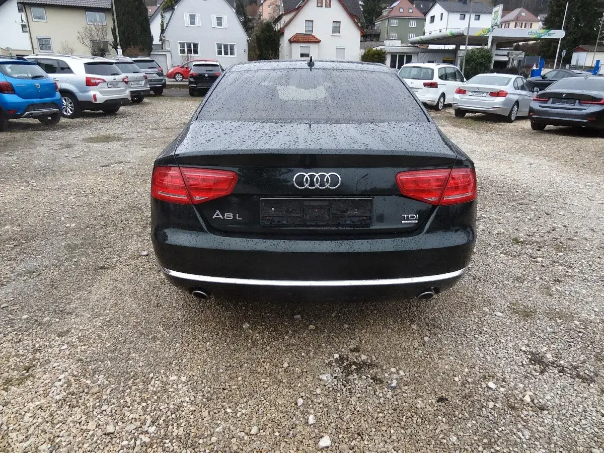 Gebraucht Audi A8L Ambiente 351 PS (258 kW) 2013 Grün Limousine
