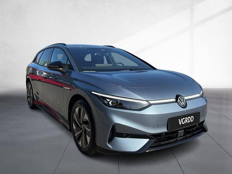 Neu VW ID.7 IQ Drive 210 kW (286 PS) 2026 Blau Kombi