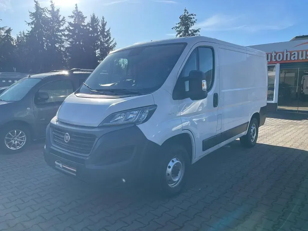 Gebraucht Fiat Ducato 140 PS (102 kW) 2020 Weiß Van