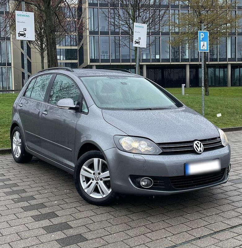 Gebraucht VW Golf VI 105 PS (77 kW) 2011 Grau Kleinwagen
