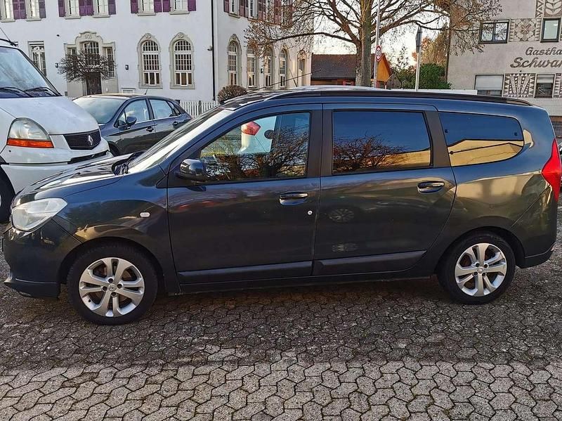 Grau "comete" Gebraucht 2012 Dacia Lodgy Prestige Van / Kleinbus | 2.590 € (Superpreis) - Bild 1/4