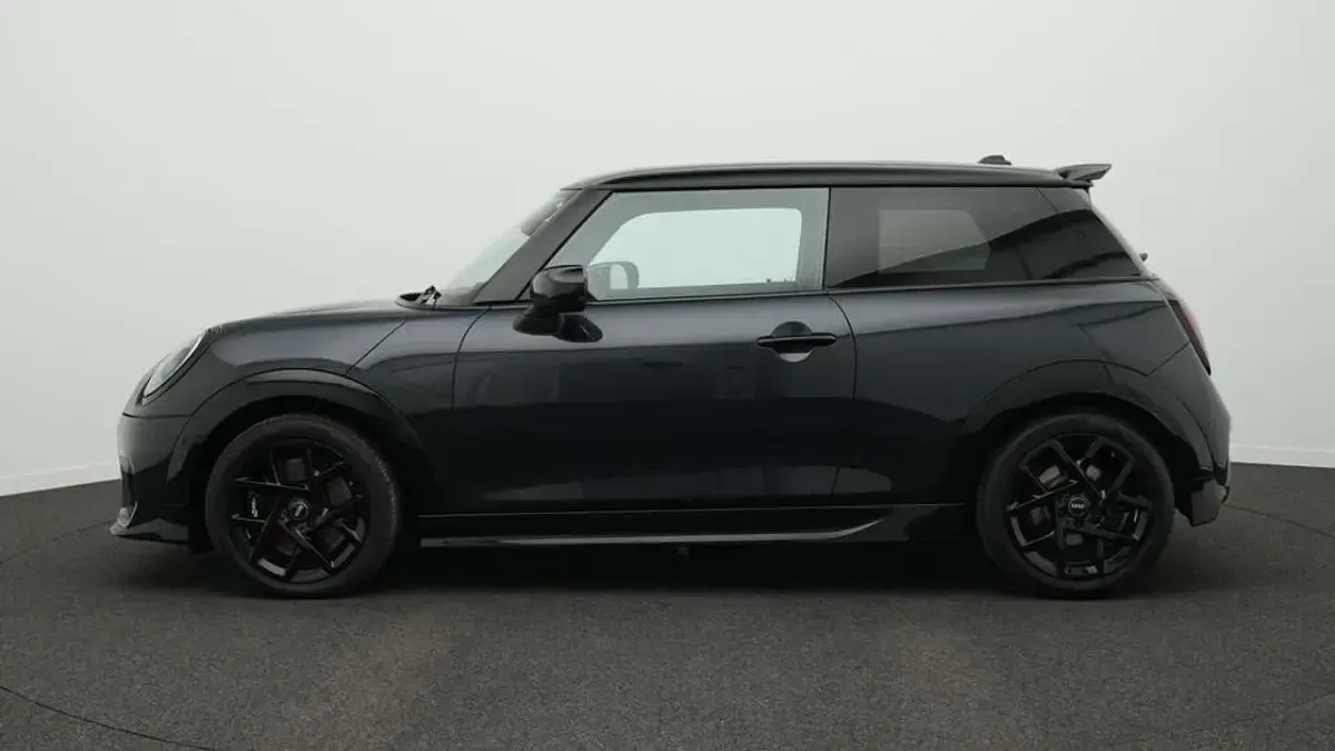 Gebraucht Mini John Cooper Works 156 PS (114 kW) 2025 Grau Kleinwagen