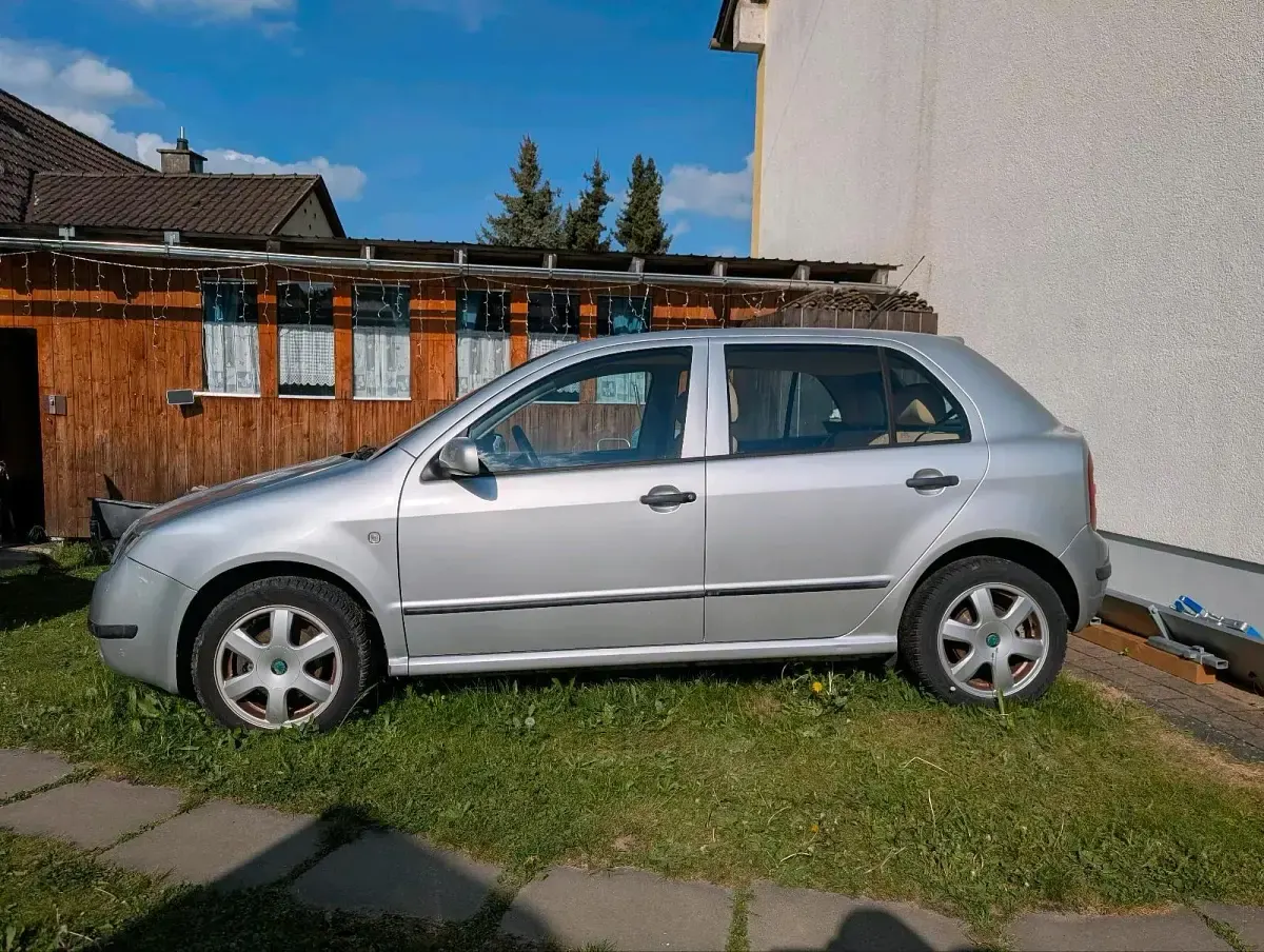 Gebraucht Skoda Fabia 101 PS (74 kW) 2000 Silber Kleinwagen