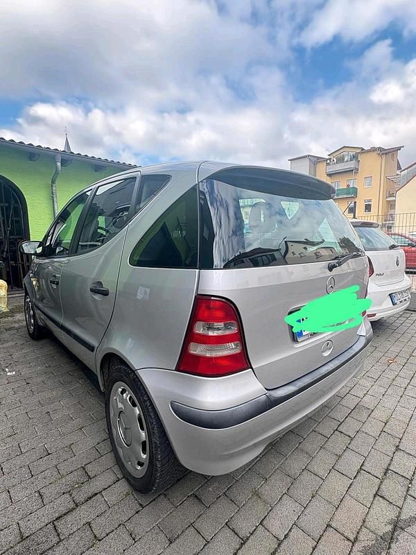 Silber Gebraucht 2002 Mercedes A170 Kleinwagen | 1.200 € (Fairer Preis) - Bild 1/4