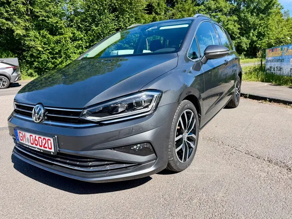 Gebraucht VW Golf VII 131 PS (96 kW) 2018 Grau Limousine
