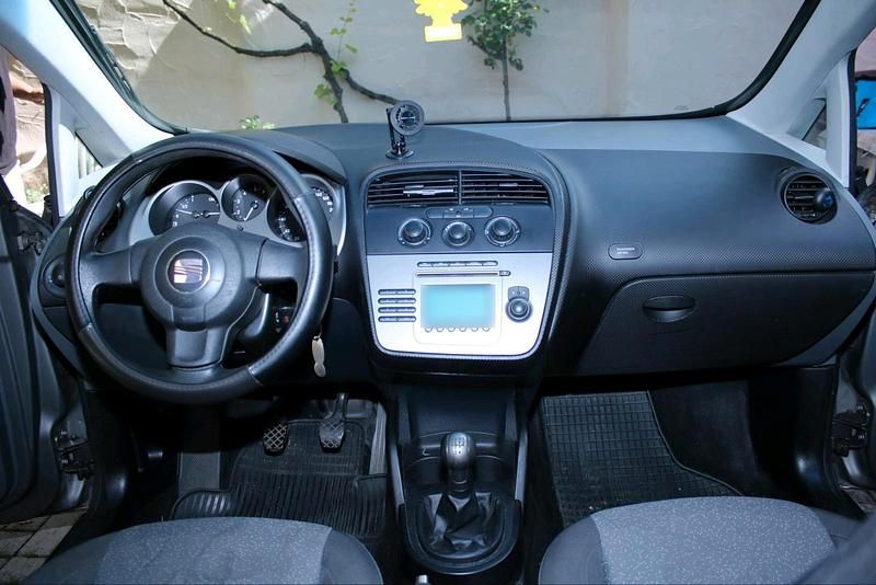 Gebraucht Seat Altea 102 PS (75 kW) 2006 Grau Van / Kleinbus