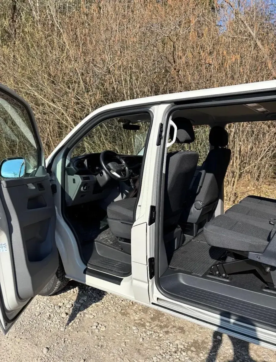 Gebraucht VW T6.1 83 kW (113 PS) 2022 Grau Van