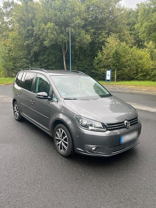 Gebraucht VW Touran Style 140 PS (102 kW) 2012 Grau Van / Kleinbus