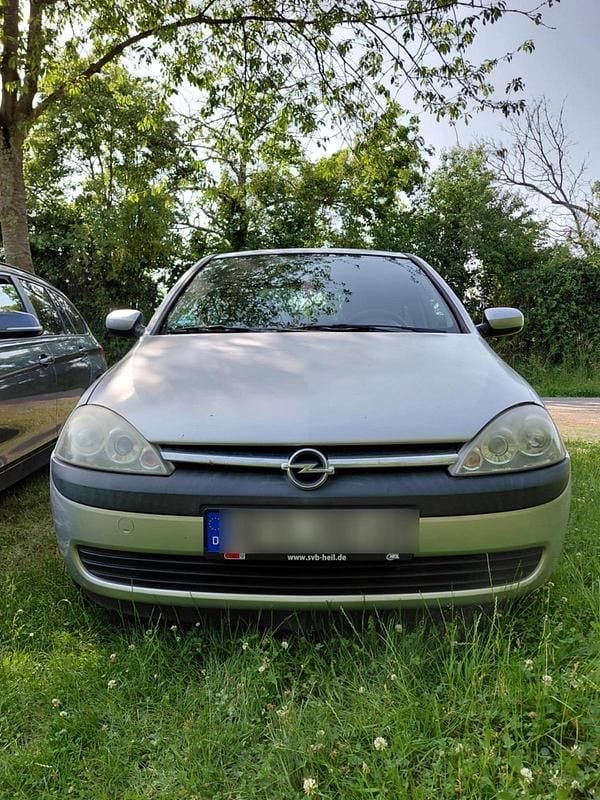 Grau Gebraucht 2002 Opel Corsa Kleinwagen | 350 € - Bild 1/4