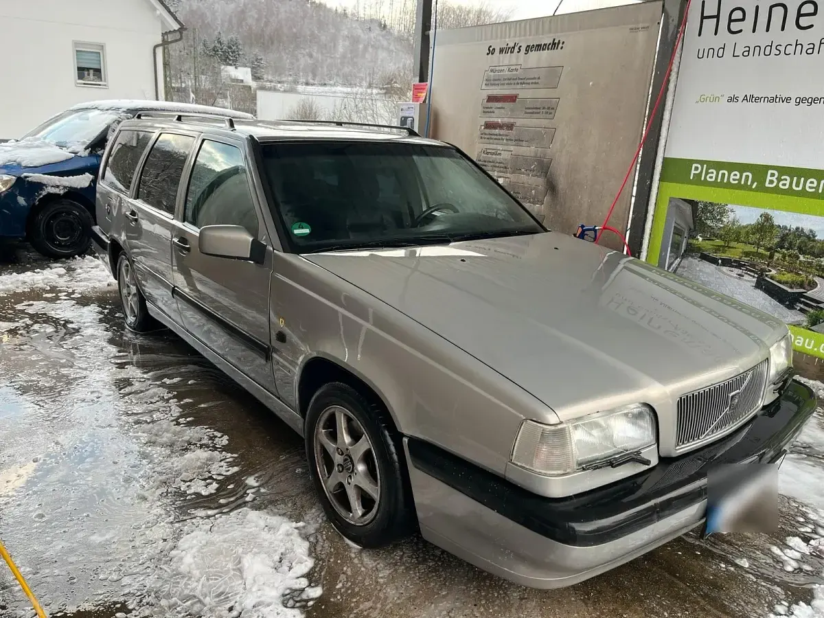 Usata Volvo V70 144 CV (105 kW) 1997 Grigio Station wagon