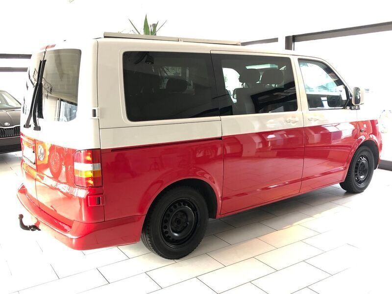 Gebraucht VW T5 105 PS (77 kW) 2006 Rot Van