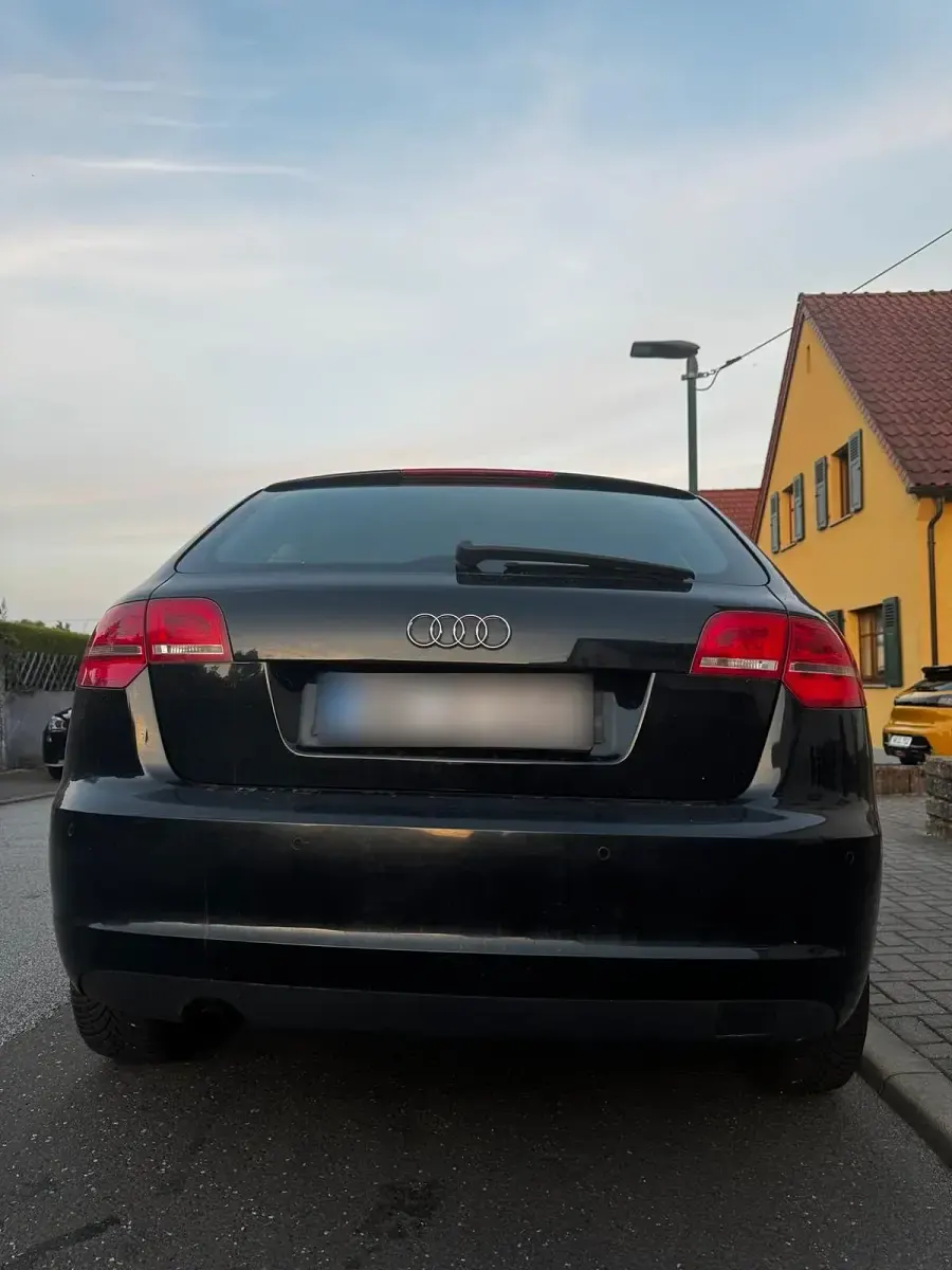 Gebraucht Audi A3 Design 101 PS (74 kW) 2009 Schwarz Kleinwagen