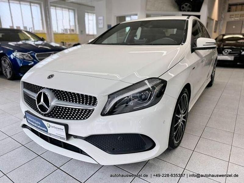 Gebraucht Mercedes A180 AMG 122 PS (89 kW) 2017 Calcitweiss  unilack Kleinwagen
