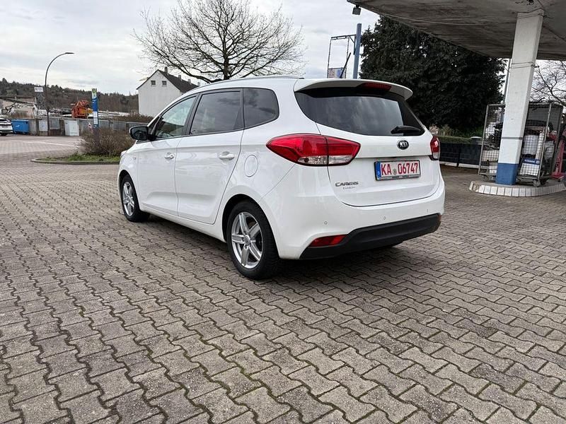 Gebraucht Kia Carens Edition 7 135 PS (99 kW) 2014 Weiß Van / Kleinbus