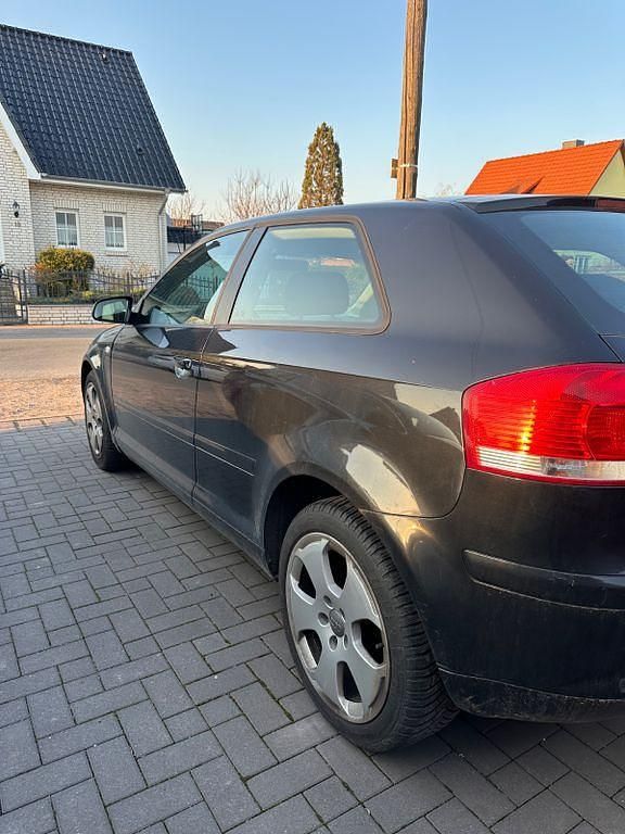 Gebraucht Audi A3 Attraction 150 PS (110 kW) 2003 Schwarz Kleinwagen