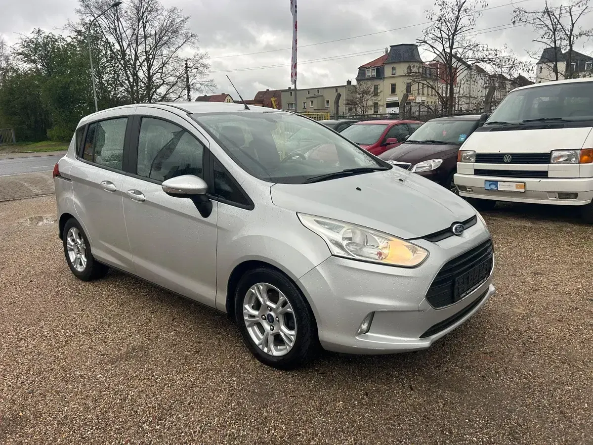 Gebraucht Ford B-MAX SYNC Edition 95 PS (69 kW) 2016 Silber Van / Kleinbus