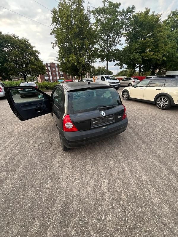 Schwarz Gebraucht 2003 Renault Clio II Limousine | 1.000 € - Bild 1/4