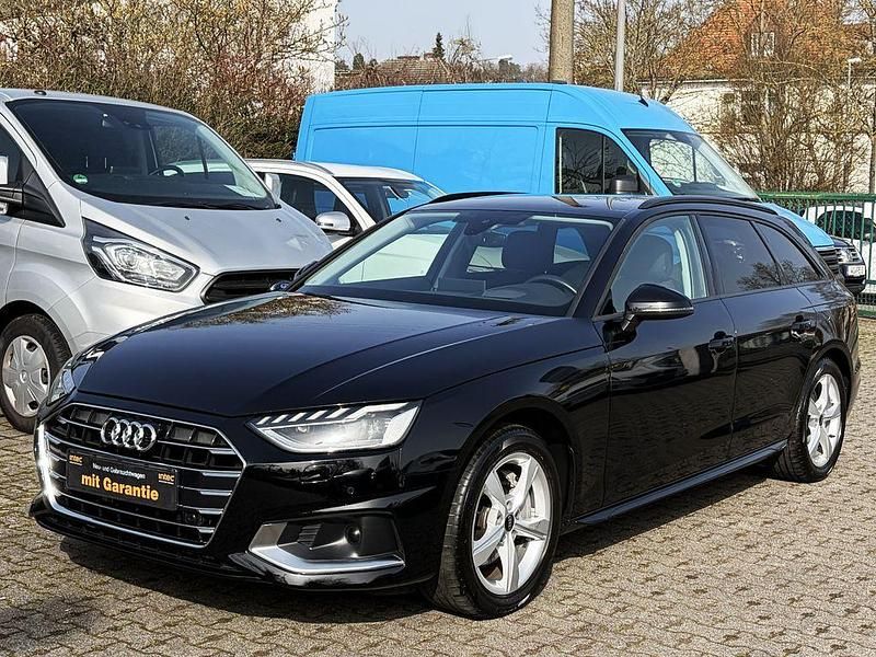 Gebraucht Audi A4 Advanced 204 PS (150 kW) 2022 Schwarz Kombi