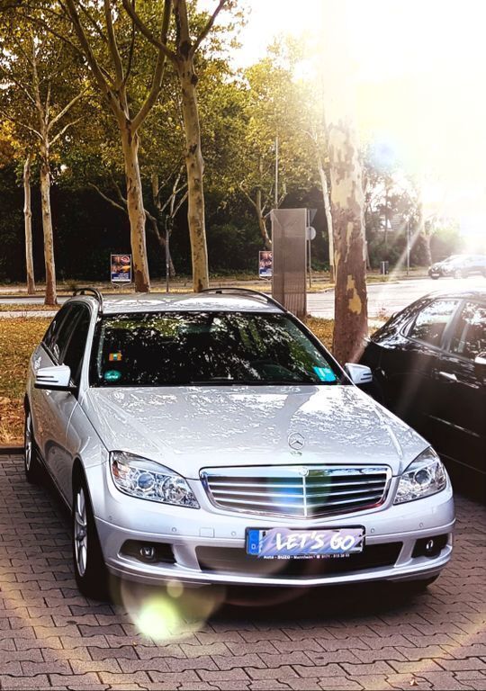 Silber Gebraucht 2009 Mercedes C200 Elegance Kombi | 5.300 € (Fairer Preis) - Bild 1/4