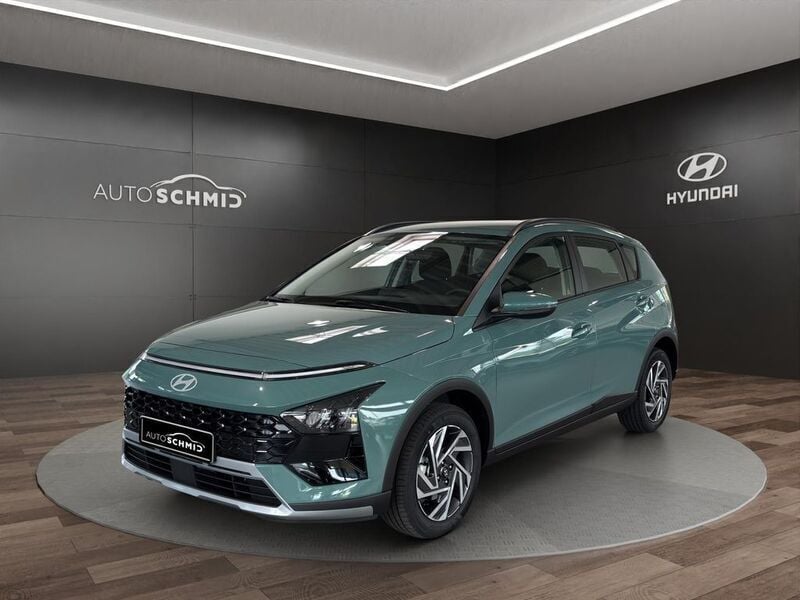 Mangrove green / mic Neu 2025 Hyundai Bayon Trend SUV | 22.590 € (Fairer Preis) - Bild 1/2