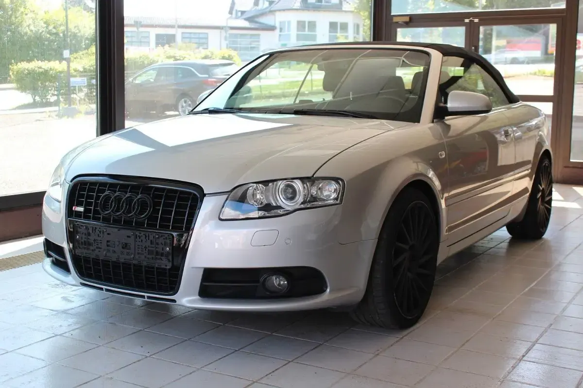 Gebraucht Audi A4 Cabriolet S-Line 163 PS (119 kW) 2008 Silber Cabrio