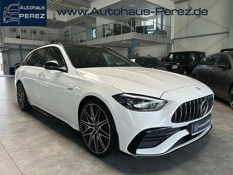 Weiß Gebraucht 2024 Mercedes C43 AMG AMG Kombi | 63.890 € (Fairer Preis) - Bild 1/4