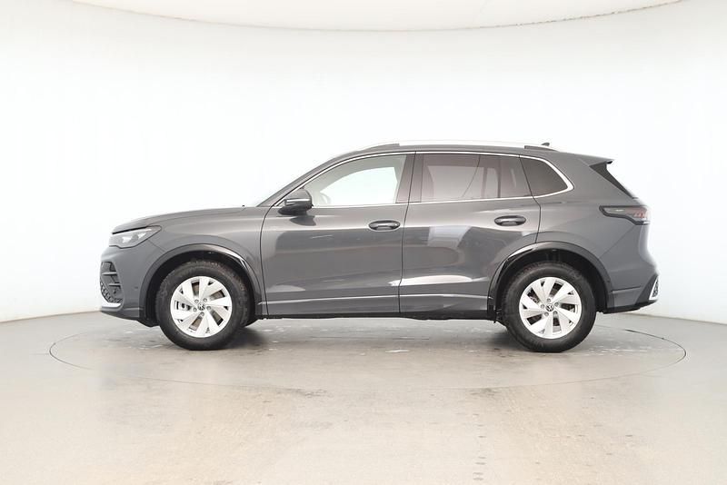 Neu VW Tiguan R-line 150 PS (110 kW) 2026 Delfingrau SUV