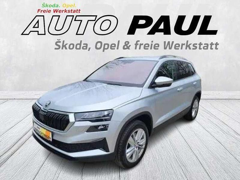 Brilliantsilber metallic Gebraucht 2024 Skoda Karoq Style SUV | 32.499 € (Etwas zu teuer) - Bild 1/4