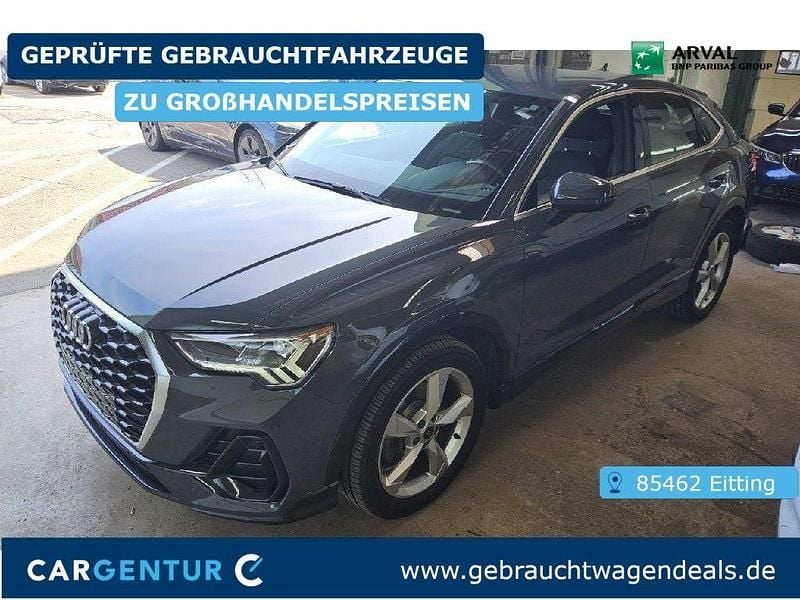 Nanograu (metallic) Gebraucht 2022 Audi Q3 Sportback Basis SUV | 33.397 € (Guter Preis) - Bild 1/2