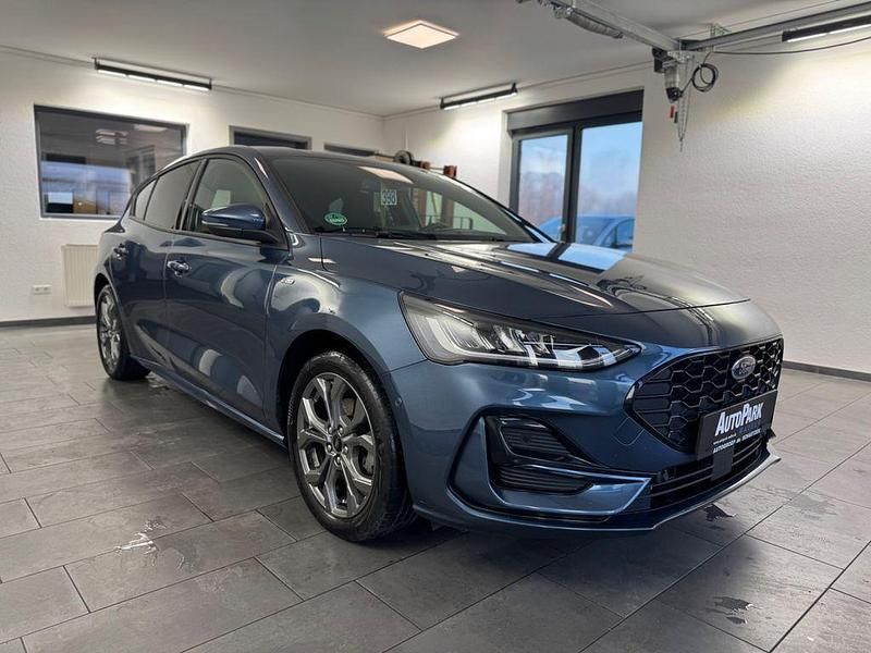 Usata Ford Focus ST-Line 155 CV (114 kW) 2022 Blu Berlina