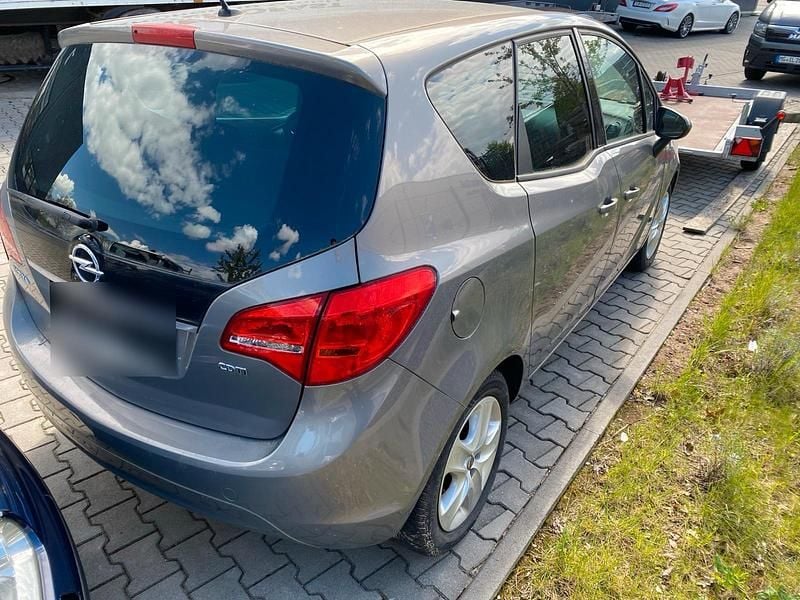 Gebraucht Opel Meriva 100 PS (73 kW) 2011 Beige Van / Kleinbus
