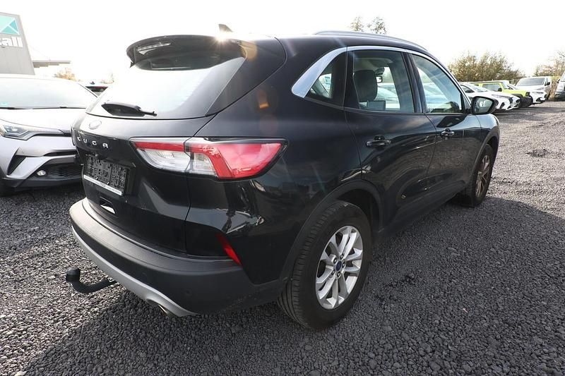 Gebraucht Ford Kuga Titanium 150 PS (110 kW) 2024 Obsidianschwarz metallic SUV