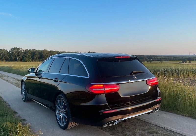 Gebraucht Mercedes E200 Style 197 PS (144 kW) 2019 Schwarz Kombi