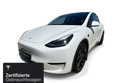 Used Tesla Model Y Performance 321 kW (437 HP) 2022 White SUV
