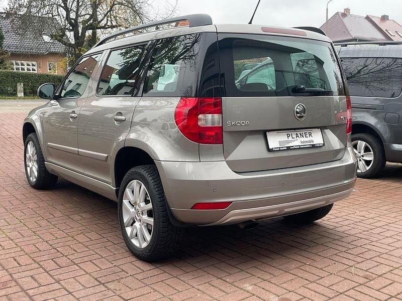 Gebraucht Skoda Yeti Active 105 PS (77 kW) 2014 Beige SUV