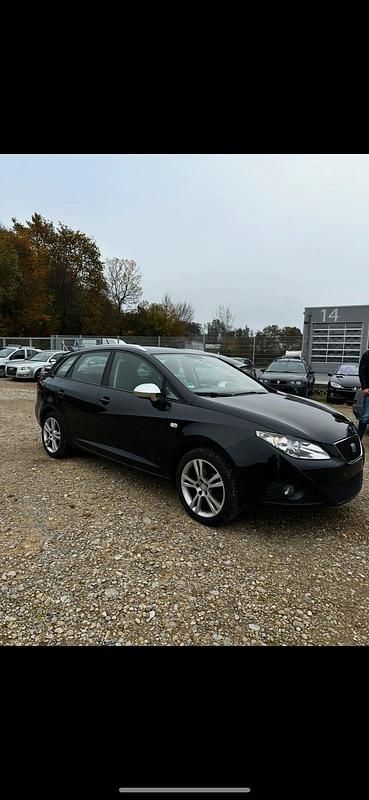 Schwarz Gebraucht 2010 Seat Ibiza ST Kombi | 3.500 € (Fairer Preis) - Bild 1/1