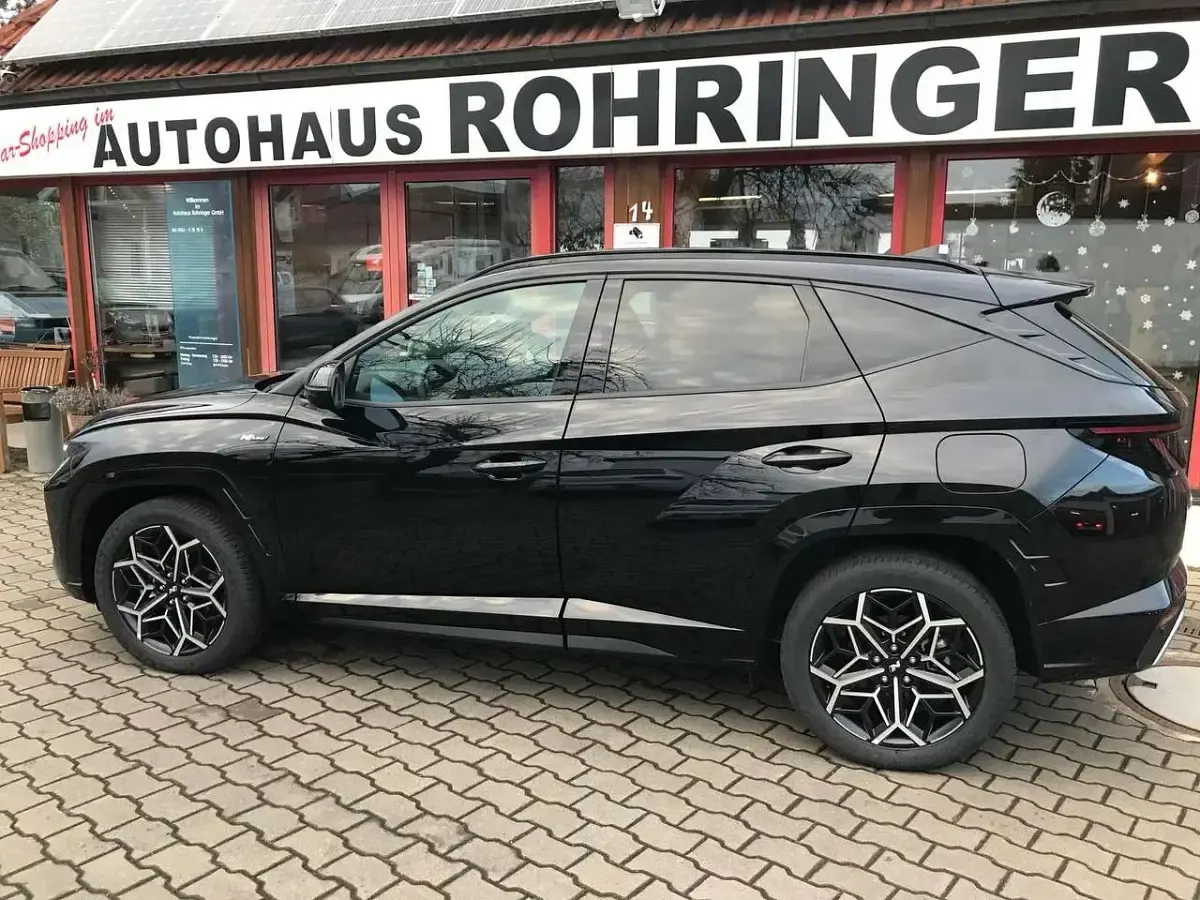 Neu Hyundai Tucson N Line 150 PS (110 kW) 2026 Abyss black SUV