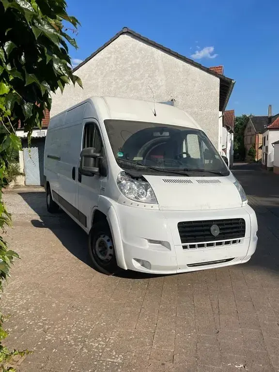 Gebraucht Fiat Ducato 177 PS (130 kW) 2013 Weiß Van