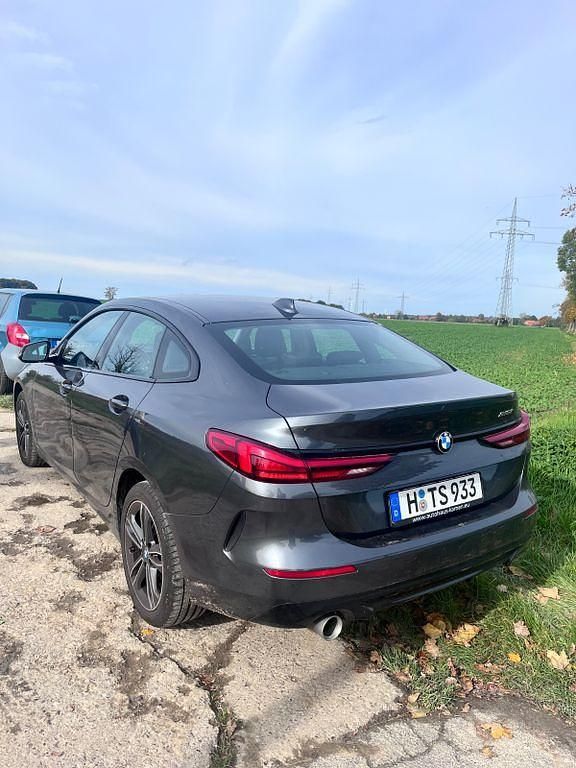 Grau Gebraucht 2020 BMW 218 Sport Line Coupé | 22.900 € (Fairer Preis) - Bild 1/4